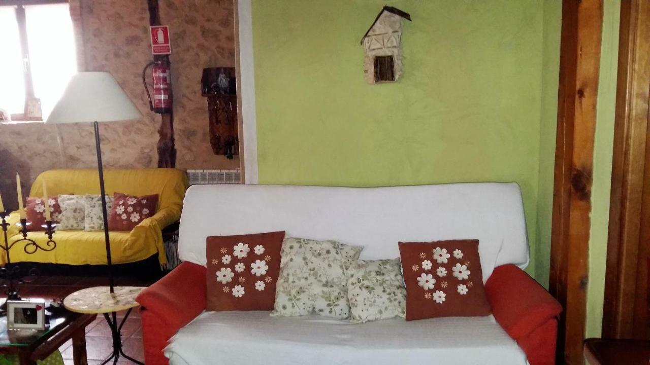 Casa Rural Calle Real Bed and Breakfast Torremocha de Ayllón Buitenkant foto