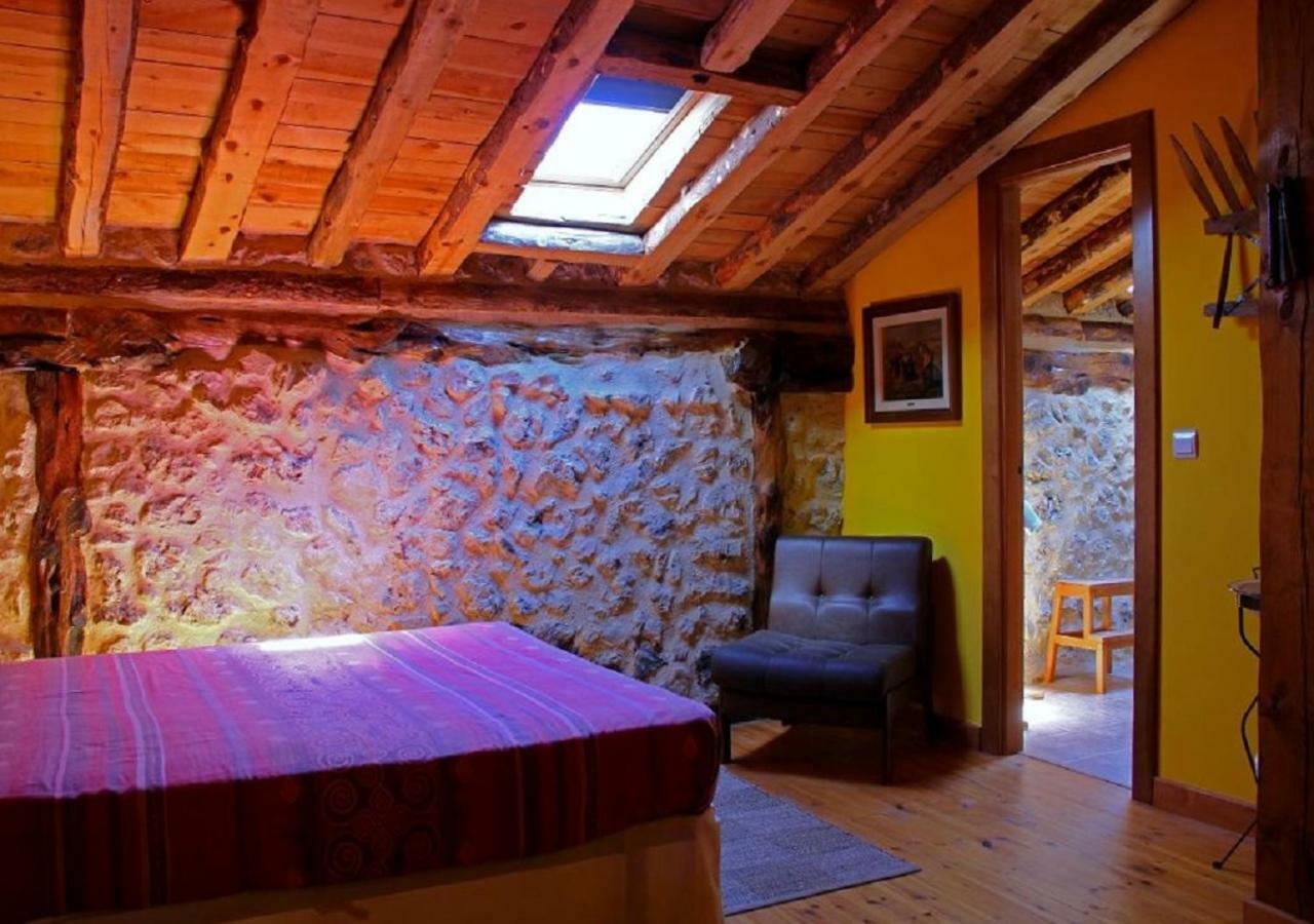 Casa Rural Calle Real Bed and Breakfast Torremocha de Ayllón Buitenkant foto