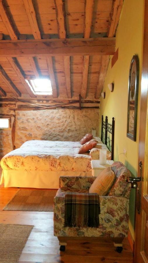 Casa Rural Calle Real Bed and Breakfast Torremocha de Ayllón Buitenkant foto